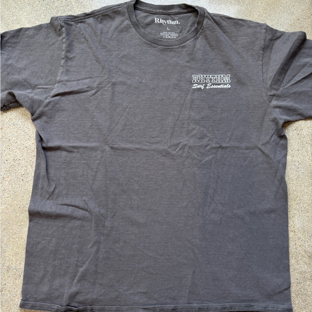 Rhythm tee